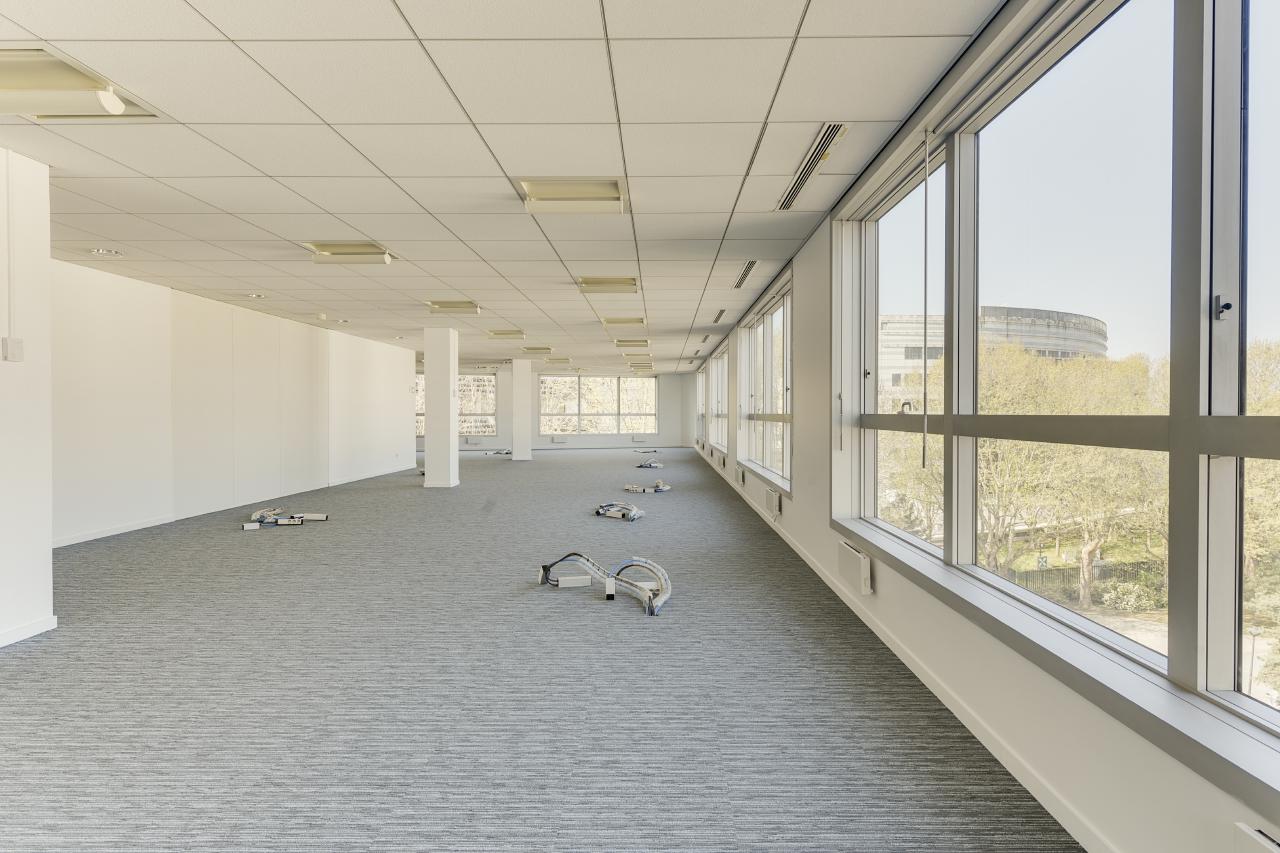 Bureau Saint-Denis 3392m² Location bureau Saint-Denis Seine-Saint-Denis OLBUR2107033 1